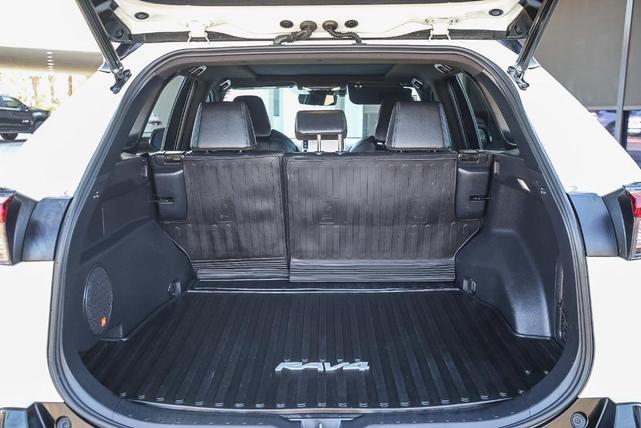 Photo of 2022 Pearl Toyota RAV4 Hybrid