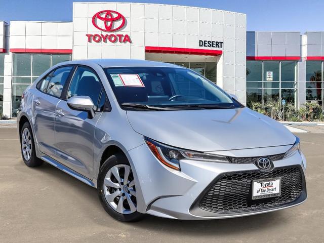 Photo of 2022 Classic Silver Metallic Toyota Corolla