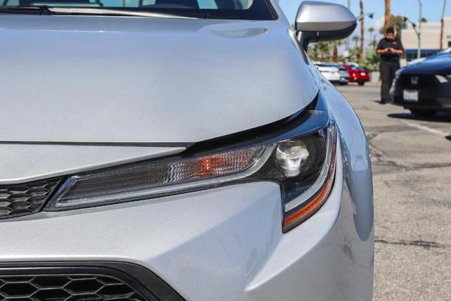 Photo of 2022 Classic Silver Metallic Toyota Corolla