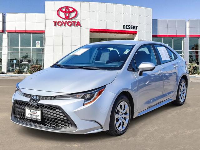 Photo of 2022 Classic Silver Metallic Toyota Corolla