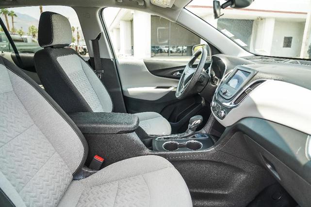Photo of 2023 Gray Chevrolet Equinox