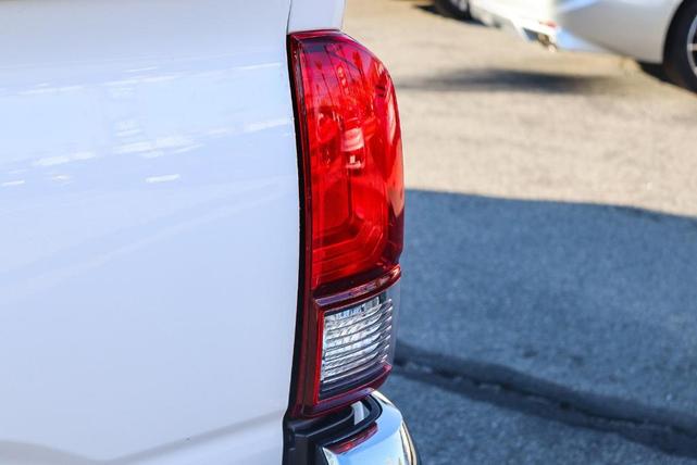 Photo of 2019 White Toyota Tacoma