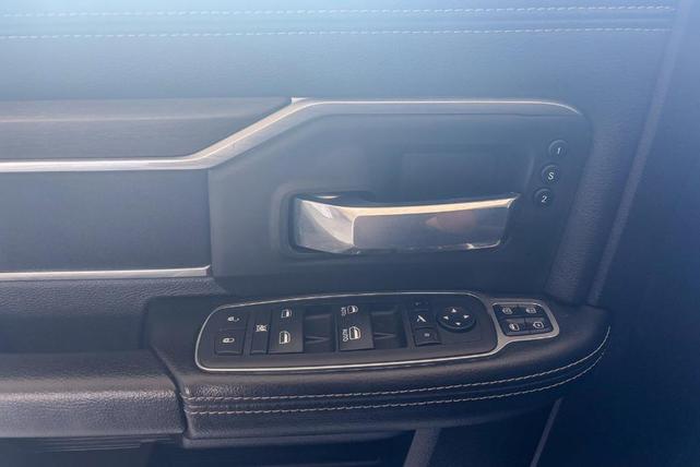 Photo of 2024 Granite Crystal Clearcoat Metallic RAM 2500