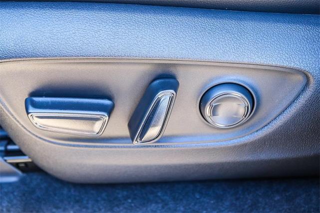 Photo of 2025 Dust Toyota Land Cruiser