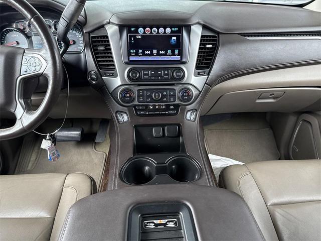 Photo of 2017 Summit White Chevrolet Tahoe