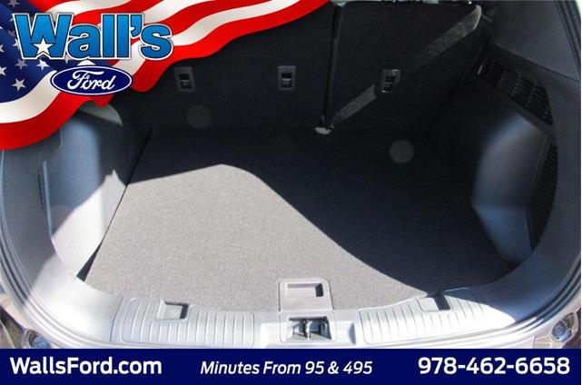 Photo of 2025 Agate Black Metallic Ford Escape