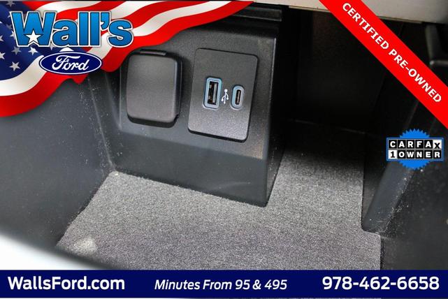 Photo of 2022 Burgundy Velvet Tinted Clearcoat Ford Explorer