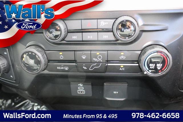 Photo of 2026 Oxford White Ford F-250