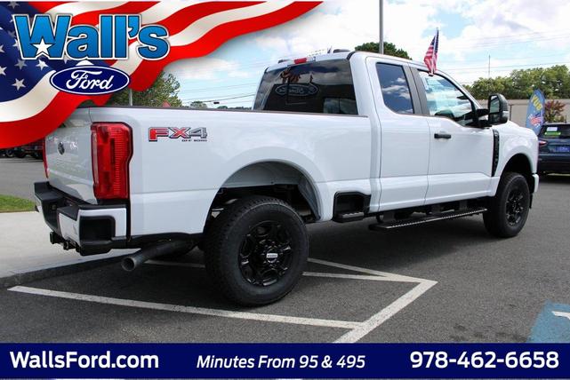 Photo of 2026 Oxford White Ford F-250