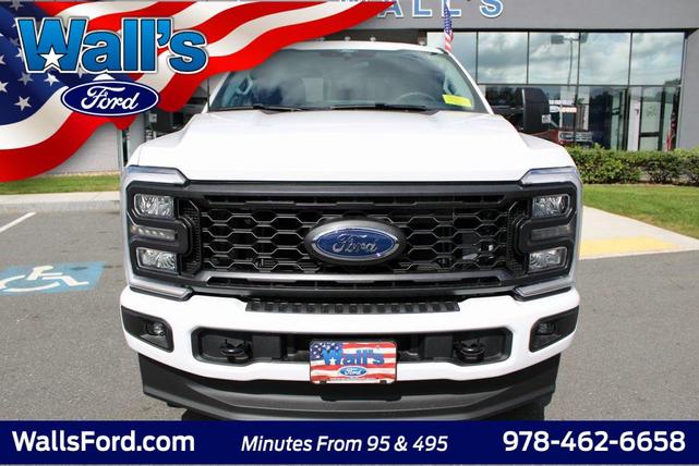 Photo of 2026 Oxford White Ford F-250