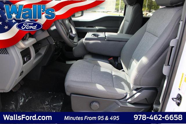 Photo of 2026 Oxford White Ford F-250