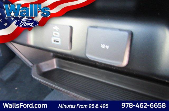 Photo of 2025 Agate Black Metallic Ford F-350