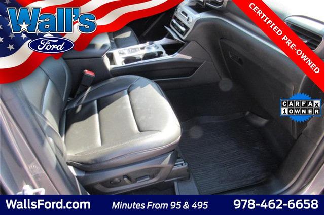 Photo of 2022 Carbonized Gray Metallic Ford Explorer