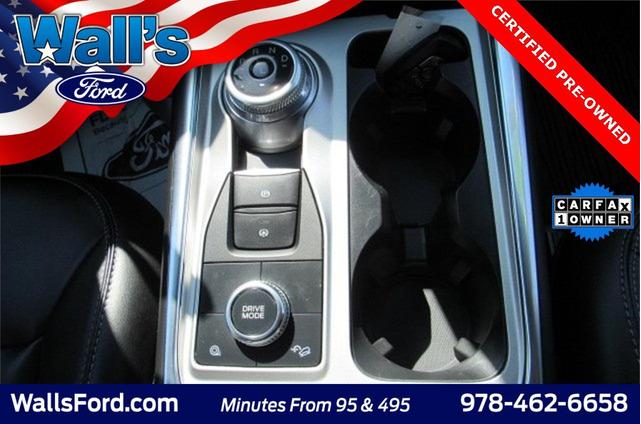 Photo of 2022 Carbonized Gray Metallic Ford Explorer