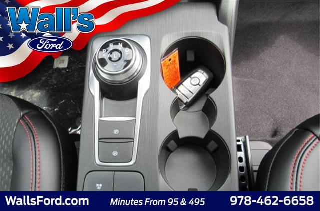 Photo of 2025 Agate Black Metallic Ford Escape