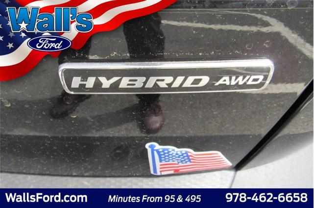 Photo of 2025 Agate Black Metallic Ford Escape