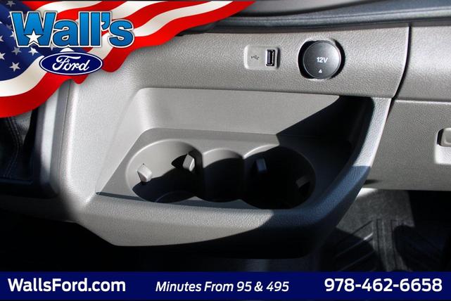 Photo of 2025 Oxford White Ford Transit-250