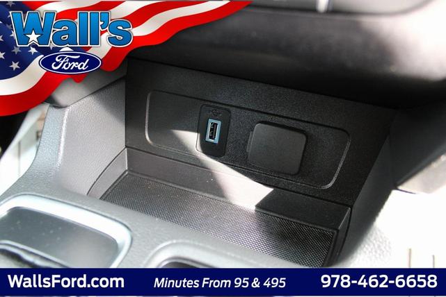 Photo of 2018 Magnetic Ford Escape