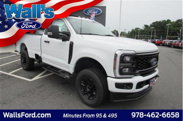 Photo of 2025 Oxford White Ford F-350