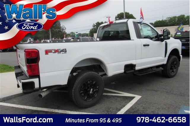 Photo of 2025 Oxford White Ford F-350