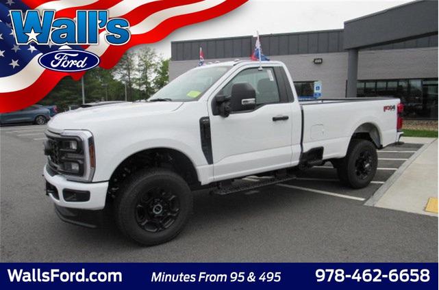 Photo of 2025 Oxford White Ford F-350