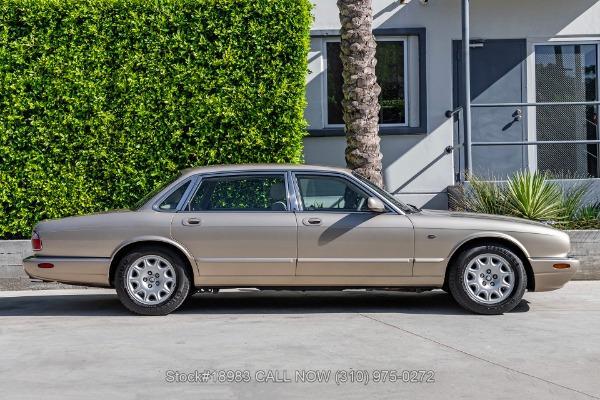 Photo of 1998 Topaz Jaguar XJ8