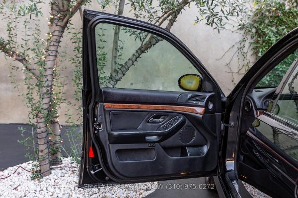 Photo of 2000 Jet Black BMW M5