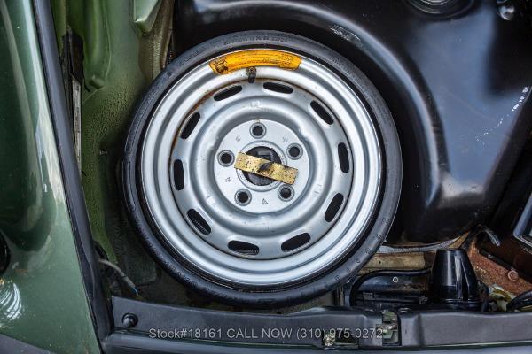 Photo of 1975 Green Porsche 911