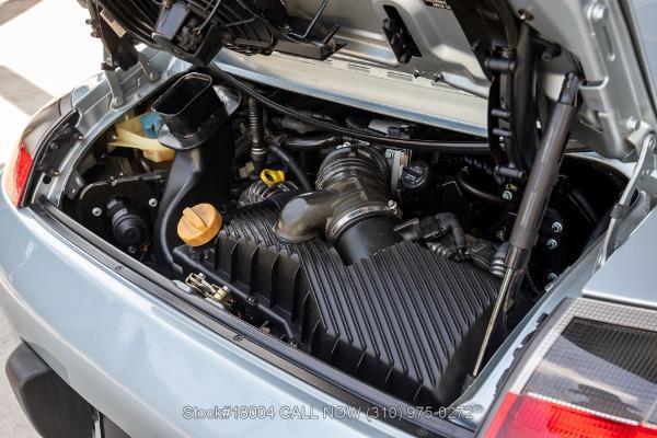 Photo of 2000 Arctic Silver Metallic Porsche 911