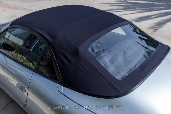 Photo of 2000 Arctic Silver Metallic Porsche 911