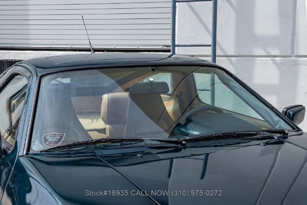 Photo of 1985 Prussian Blue Metallic Porsche 928