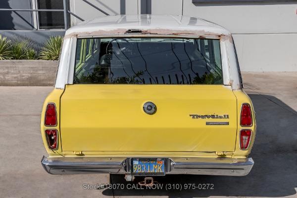 Photo of 1975 Sunburst Yellow International Travelall