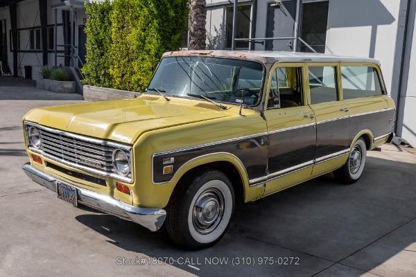 Photo of 1975 Sunburst Yellow International Travelall