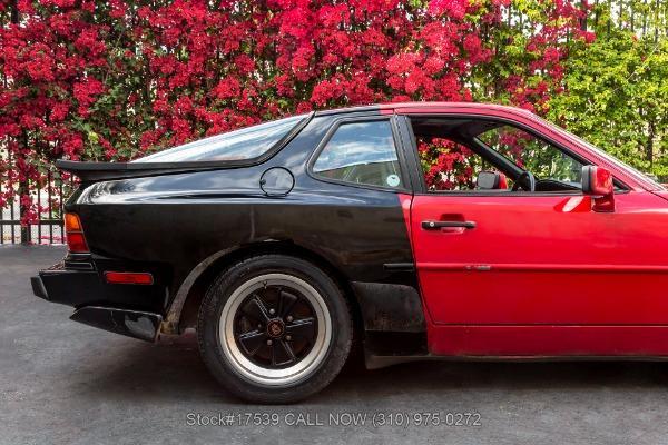 Photo of 1986 Black / Red Porsche 944
