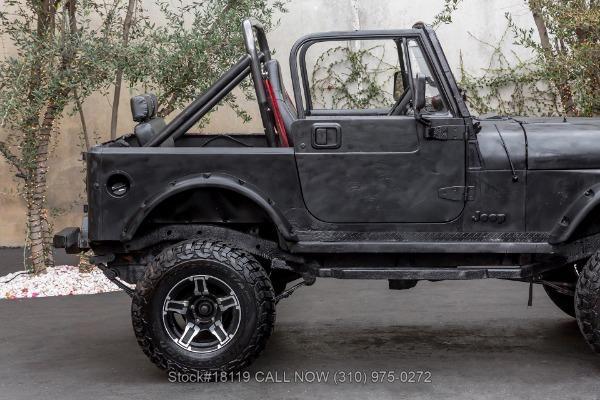 Photo of 1984 Black Jeep CJ-7