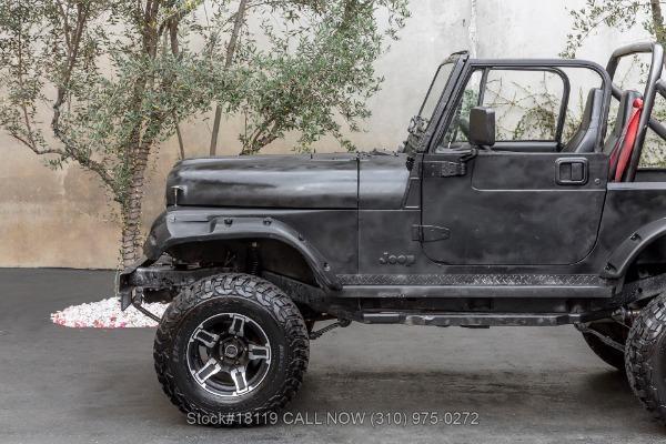 Photo of 1984 Black Jeep CJ-7