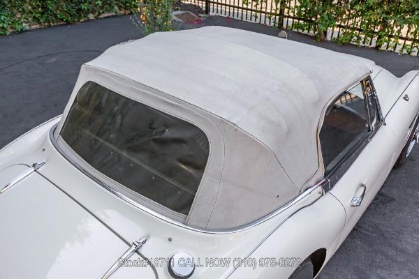 Photo of 1966 White Austin-Healey 3000 Mk III