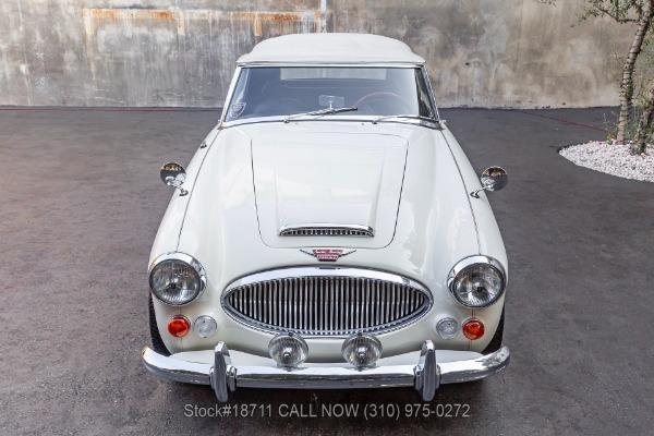 Photo of 1966 White Austin-Healey 3000 Mk III