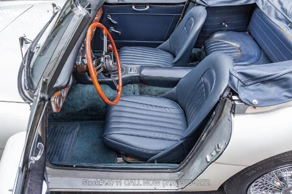 Photo of 1966 White Austin-Healey 3000 Mk III