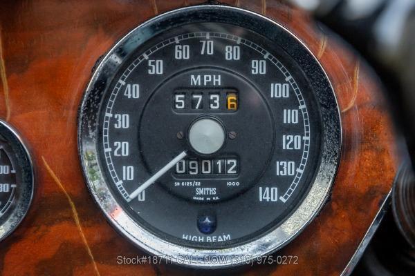 Photo of 1966 White Austin-Healey 3000 Mk III
