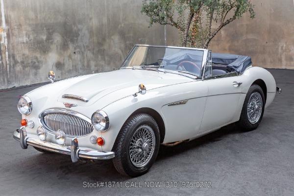 Photo of 1966 White Austin-Healey 3000 Mk III