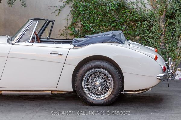 Photo of 1966 White Austin-Healey 3000 Mk III