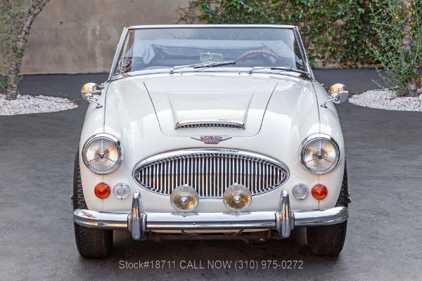 Photo of 1966 White Austin-Healey 3000 Mk III