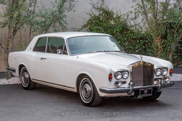 Photo of 1972 White Rolls-Royce Corniche