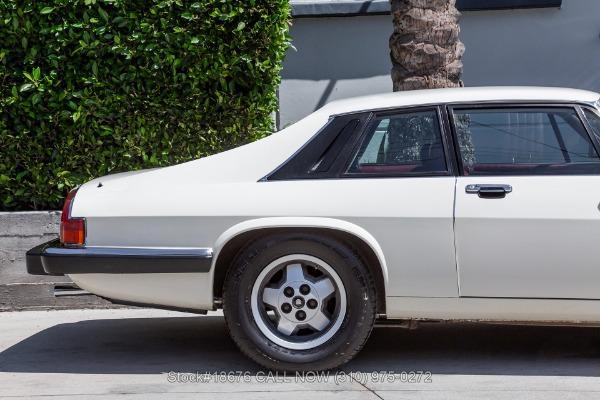 Photo of 1986 White Jaguar XJS