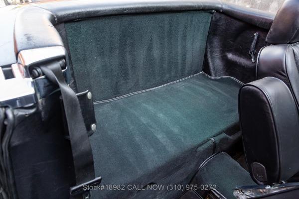 Photo of 1986 Metallic Mercedes-Benz SL-Class