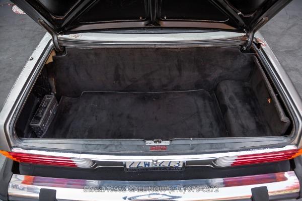 Photo of 1986 Metallic Mercedes-Benz SL-Class
