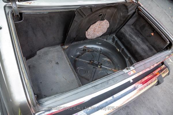Photo of 1986 Metallic Mercedes-Benz SL-Class