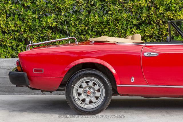 Photo of 1979 Red FIAT Spider 2000