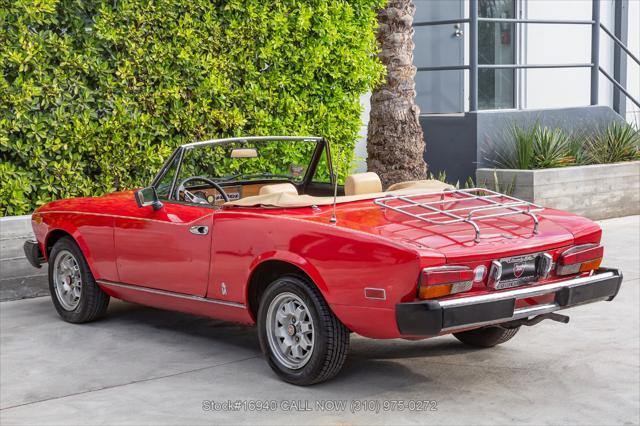 Photo of 1979 Red FIAT Spider 2000